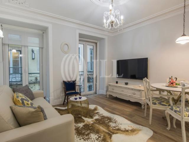 Apartamento T1, com varanda, no Chiado, em Lisboa