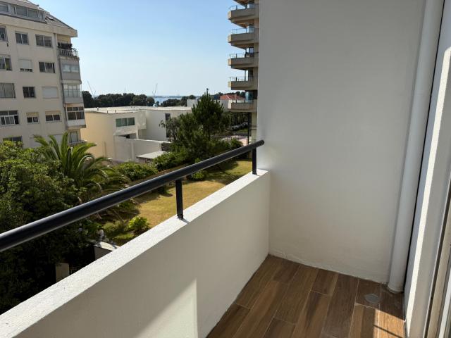 Apartamento T1 com Vista Mar na Foz, Porto