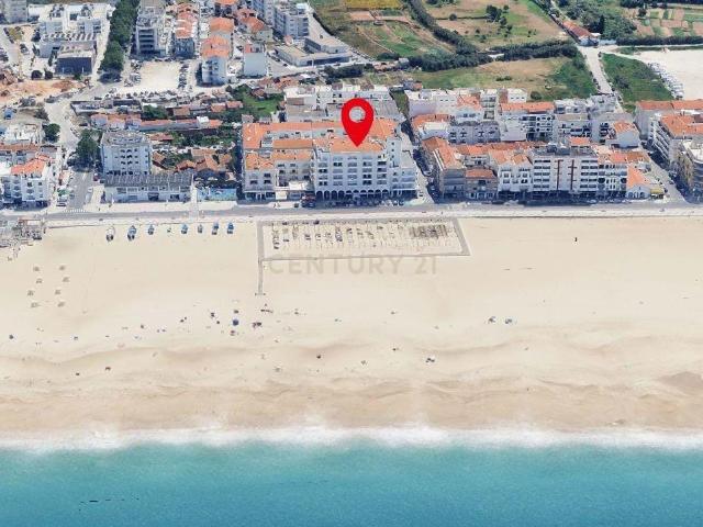 Apartamento T1 com Vista Mar na Primeira Linha da Praia da Nazaré – Com Garagem