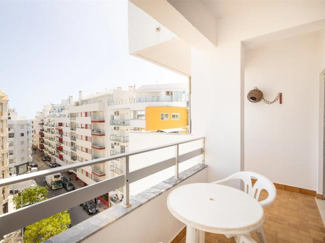 Apartamento T1 com Vista Mar em Armação de Pêra 4427m² Armação De Pêra