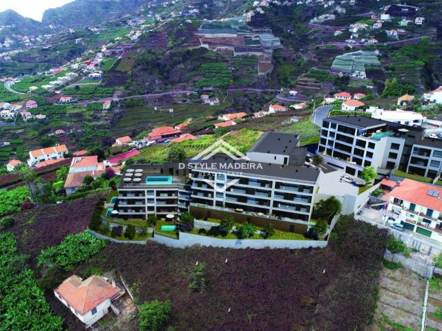 Apartamento T1 com vista mar em Câmara de Lobos