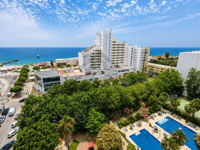 Apartamento T1 com Vista Mar para Arrendamento na Praia da Rocha