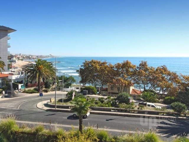 Apartamento T1 com vista mar, para venda em condomínio fechado no Monte Estoril