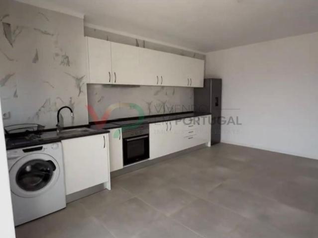 APARTAMENTO T1 COM VISTA PARA O MAR