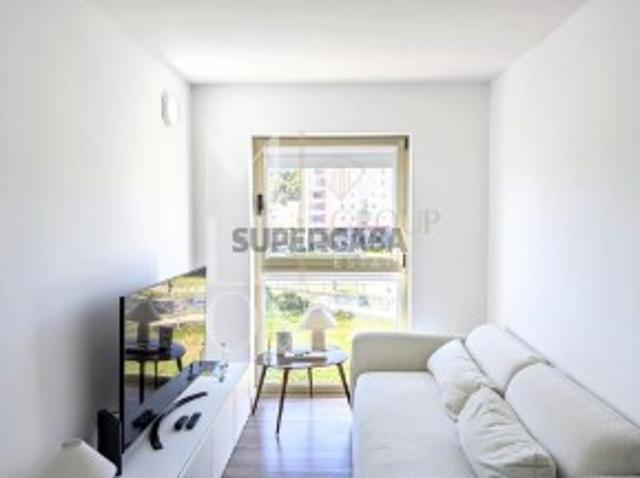 Apartamento T1 c/lugar de garagem Valença