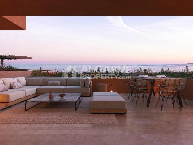 Apartamento T1 de Luxo com Vista Mar e Golfe em Lagos Algarv. 93m² Lagos