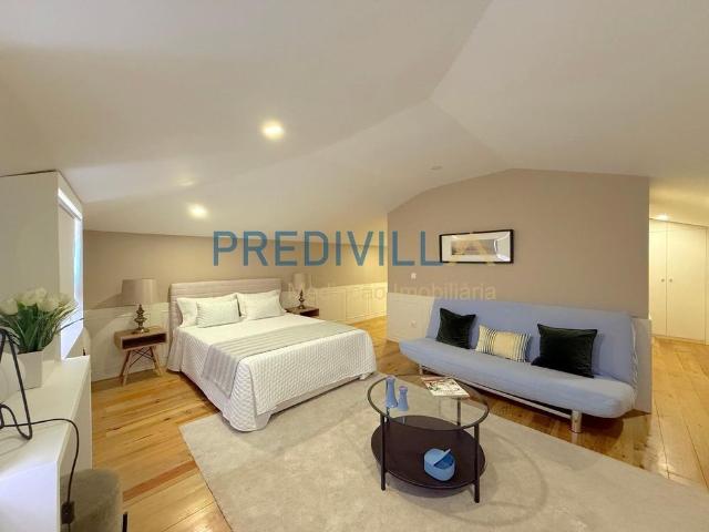Apartamento T1 DUPLEX Arrendamento em Campanhã,Porto