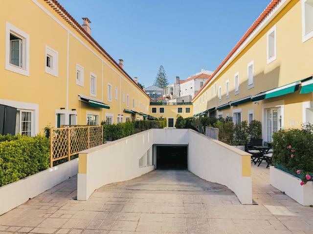 Apartamento T1 Duplex no Centro do Monte Estoril Jardim dos Passarinhos