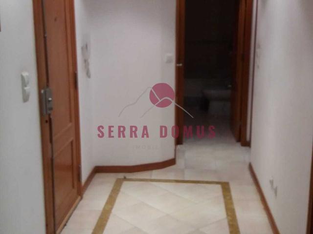 Apartamento T1 em Vale Flores