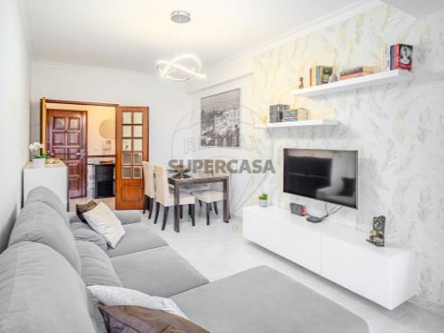 Apartamento T1 em Venteira