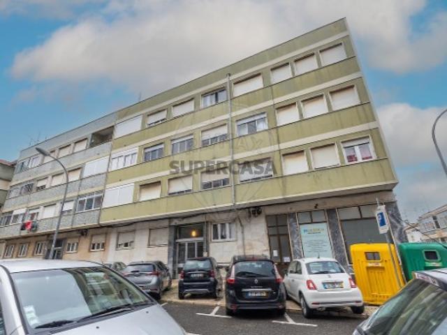 Apartamento T1 em Venteira
