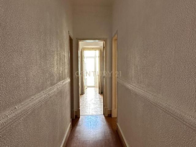 Apartamento T1 em Venteira, Amadora