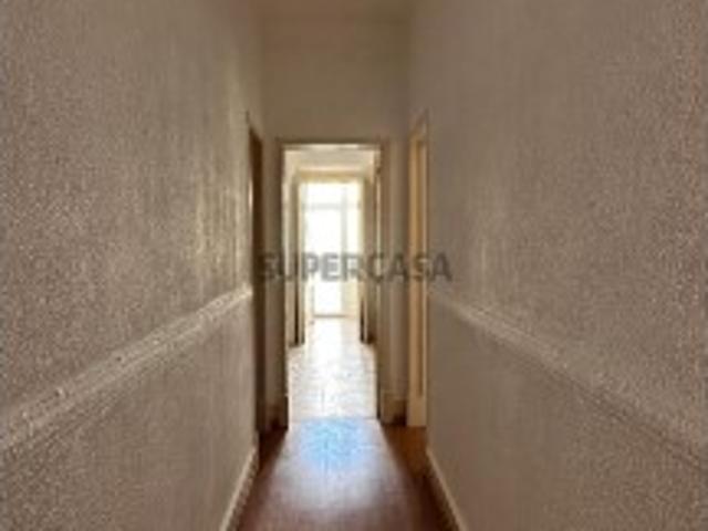 Apartamento T1 em Venteira, Amadora
