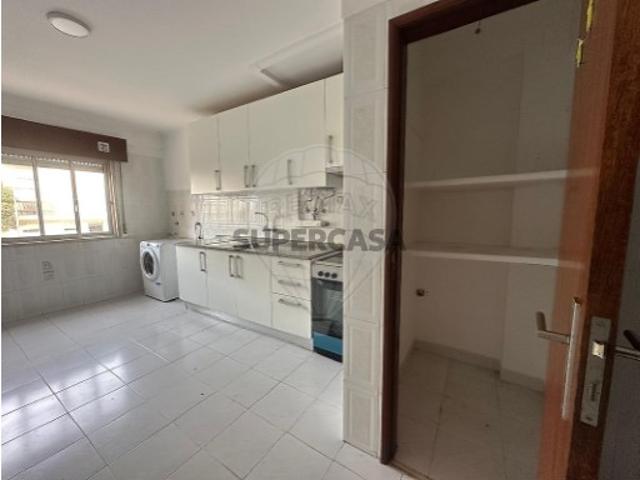 Apartamento T1 em Agualva e Mira Sintra