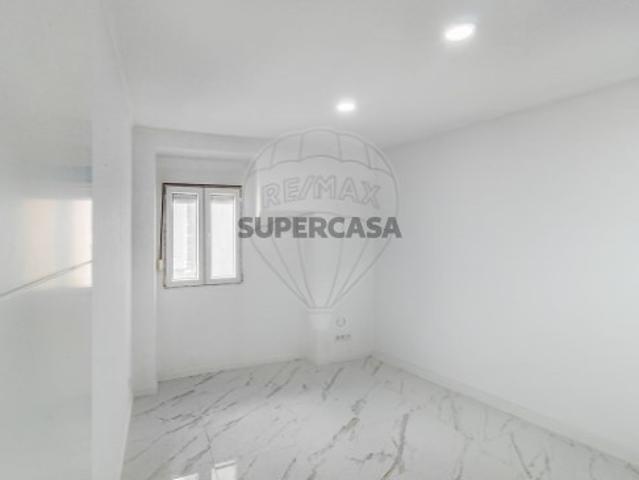 Apartamento T1 em Almada, Cova da Piedade, Pragal e Cacilhas