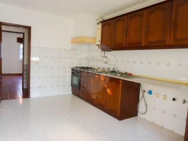 Apartamento T2 em Almeirim