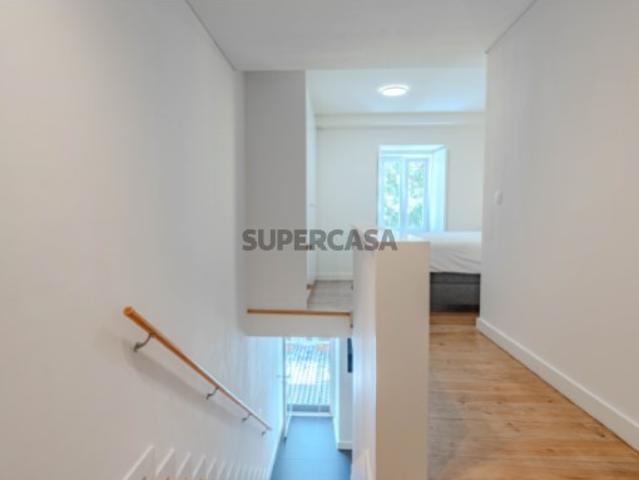 Apartamento T1 em Alcântara