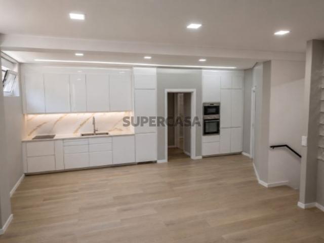 Apartamento T1 em Algueirão Mem Martins
