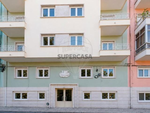 Apartamento T1 em Alvalade