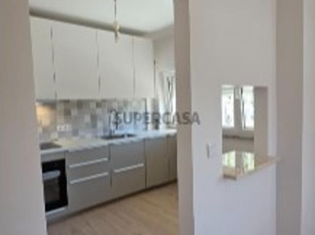 Apartamento T1 em Amora