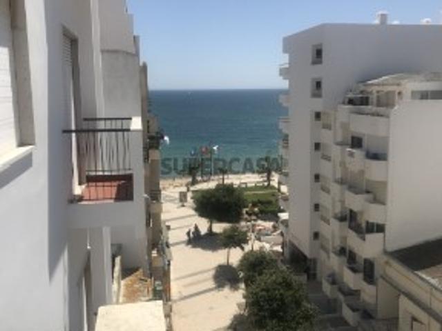 Apartamento T1 em Armação de Pêra