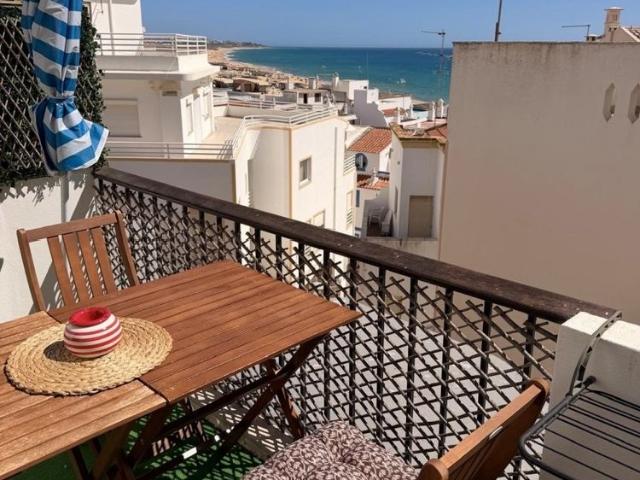 Apartamento T1 em Armação de Pêra
