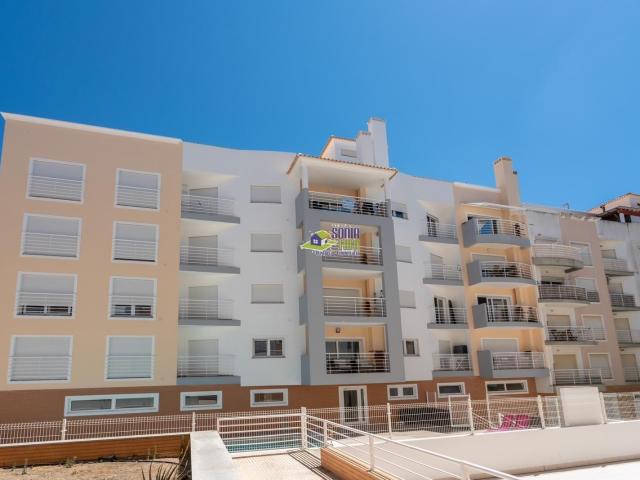 Apartamento T1 em Armação de Pera com piscina