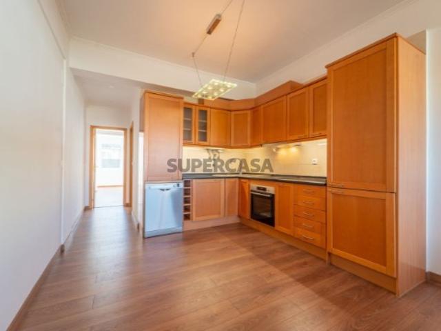 Apartamento T1 em Areeiro
