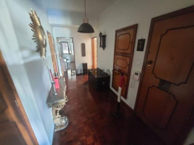 Apartamento T1 em Benfica