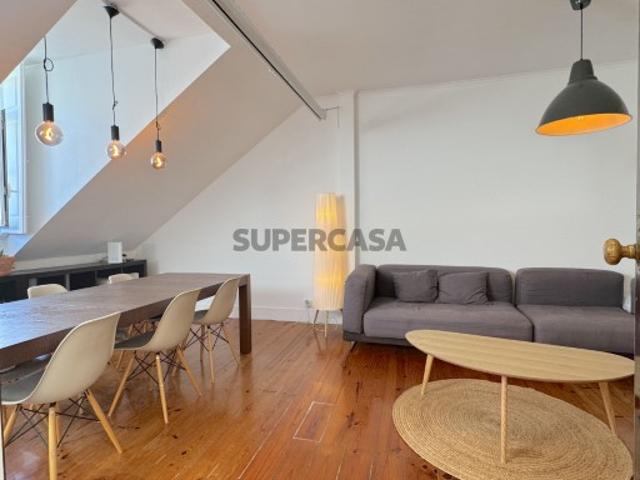Apartamento T1 em Campo de Ourique