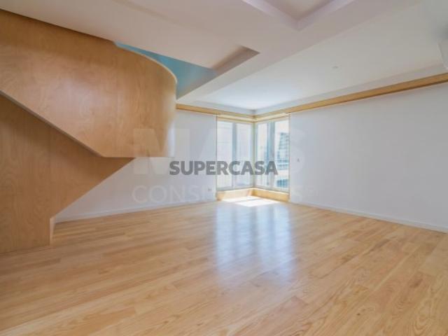 Apartamento T1 em Campo de Ourique
