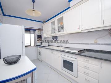 Apartamento T1 em Cacém e São Marcos