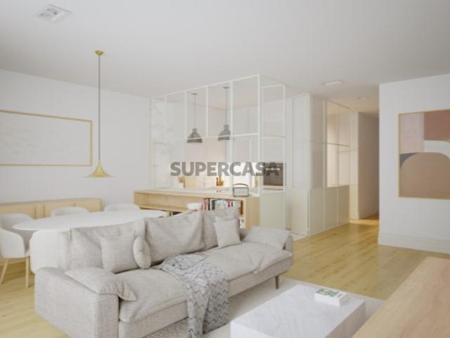 Apartamento T1 em Cedofeita com escritório e varanda