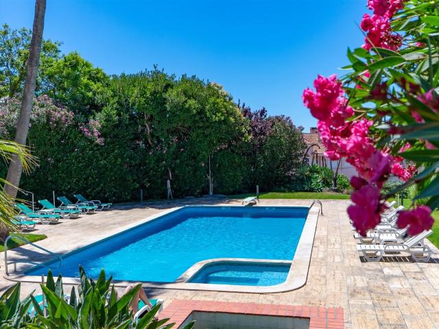 Apartamento T1 em condomínio fechado – Cascais 77m² Cascais e Estoril