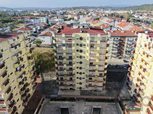 Apartamento T1 Em Coimbra 53m² Eiras e Mei