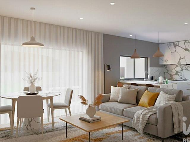 Apartamento T1 em Corroios de 45,00 m² 45m² Charneca De Caparica