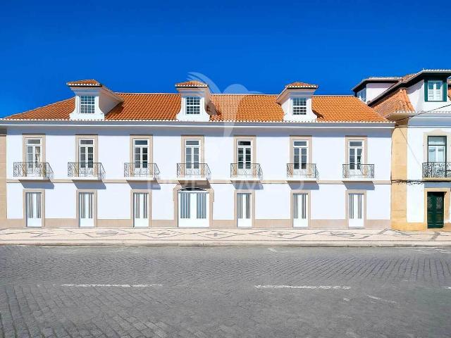 Apartamento T1 em Edifício Pombalino, centro, vista rio