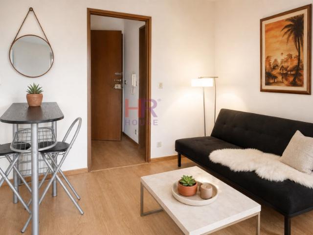 Apartamento T1 em Eiras com ótima localização e comodidades modernas