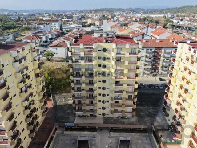 Apartamento T1 em Eiras e São Paulo de Frades