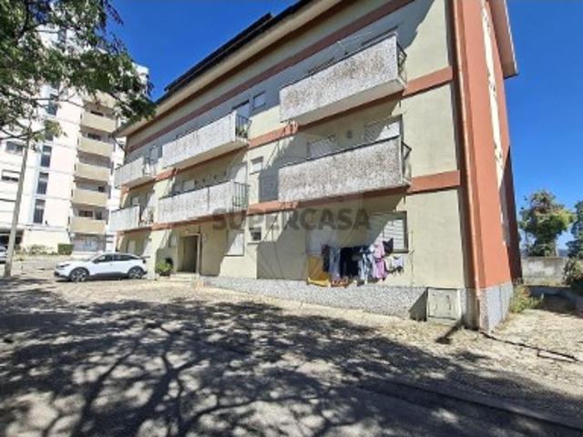 Apartamento T1 em Eiras e São Paulo de Frades