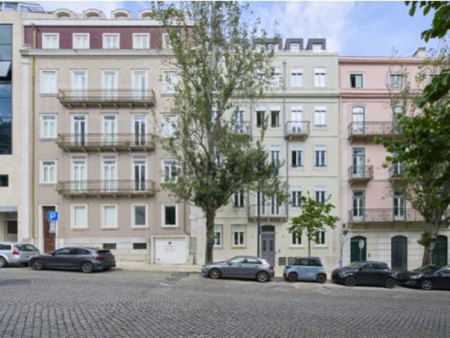 APARTAMENTO T1 EM EMPREENDIMENTO DE LUXO COM LOCALIZAÇÃO PRIVILEGIADA DE LISBOA