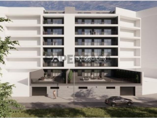 Apartamento T1 em Évora de Alcobaça