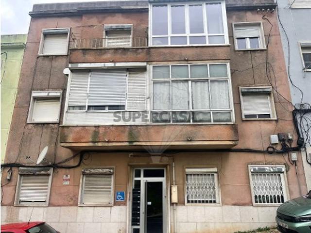 Apartamento T1 em Falagueira Venda Nova
