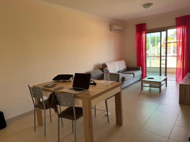 Apartamento T1 em Faro