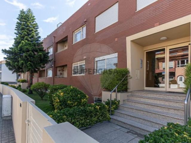Apartamento T1 em Lavra