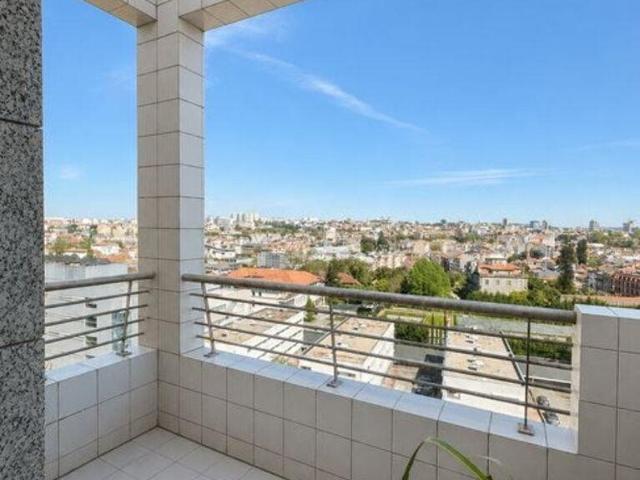 Apartamento T1 em Lordelo do Ouro e Massarelos de 117 m² 117m² Porto