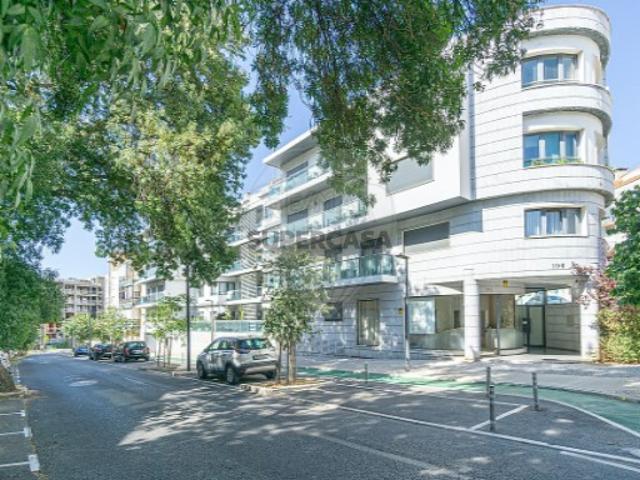 Apartamento T1 em Lumiar