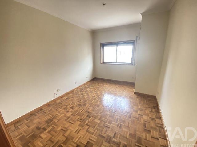 Apartamento T1 em Mafamude e Vilar do Paraíso