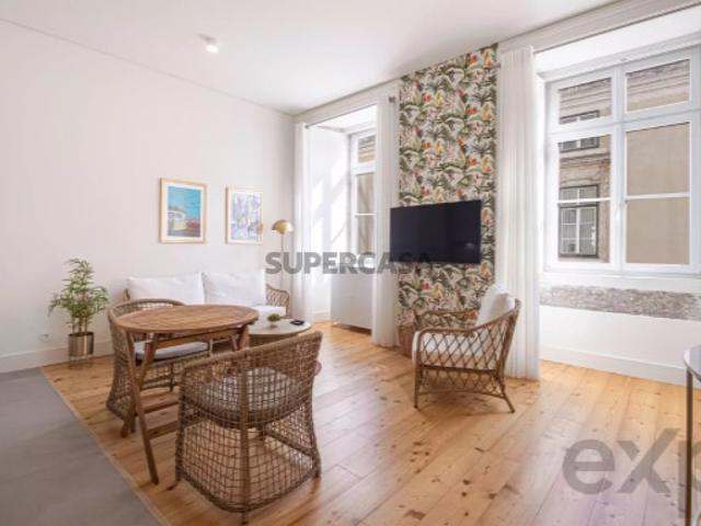 Apartamento T1 em Misericórdia