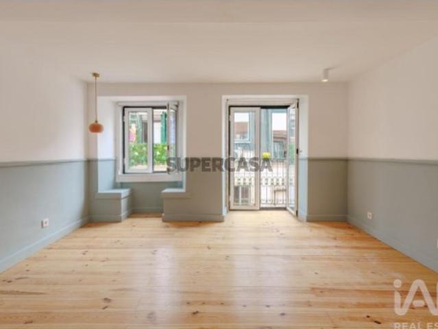 Apartamento T1 em Misericórdia